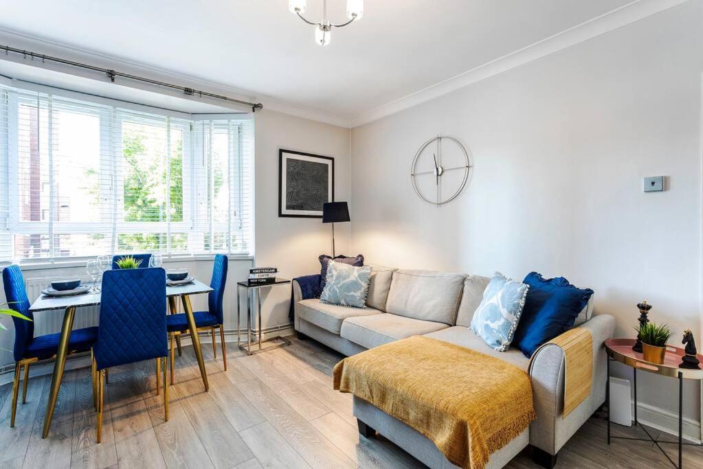 Kensington Balcony Condo For 6 Londres Exterior foto